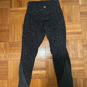 Lululemon Cropped Leggings